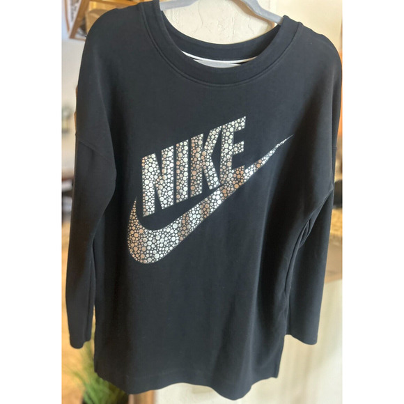 Nike Rally Metallic Fleece Crewneck Sweatshirt Longer Length Women’s Size Medium - Picture 3 of 6